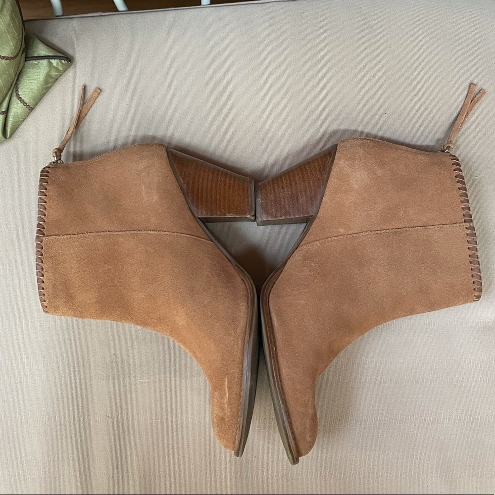 Jack Rogers Greer Suede Bootie in Oak Size 9 - Picture 8 of 11